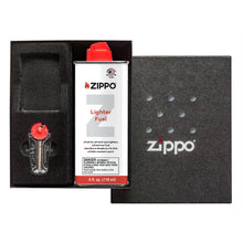 Zippo Classic Lighter Gift Set