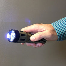 Sabre 1.820 uC Field Green Stun Gun w/Flashlight & Holster